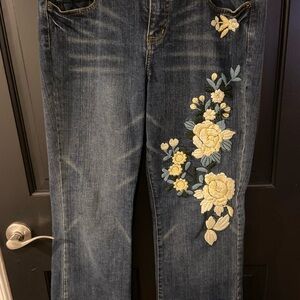 Straight Leg Embroidered Floral Dark Blue Women’s Jeans